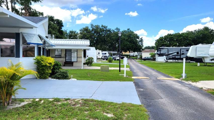 4320 Dundee Road a Winter Haven, FL Mobile or Manufactured Home for Sale